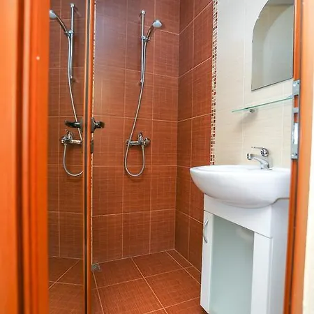 Guest house 